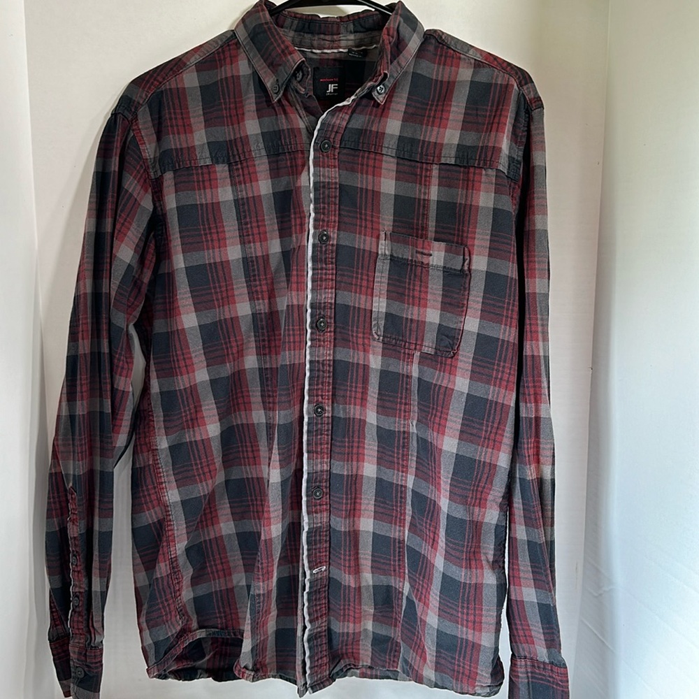 Jf j Ferrar red black plaid button up long sleeve shirt size medium